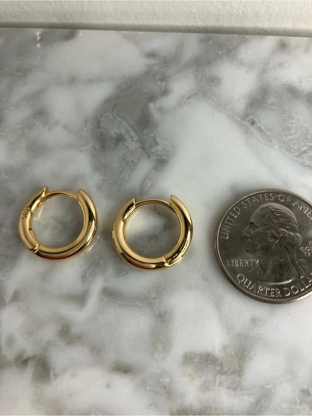 Large Round Wave Chunky Hoop Earrings | 14K Gold Plated 12mm